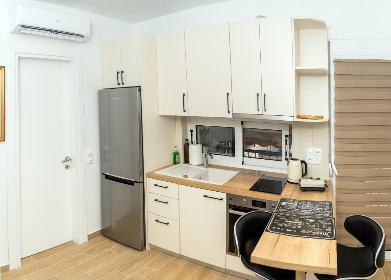 Modern Studio Chiou Athens Exterior photo