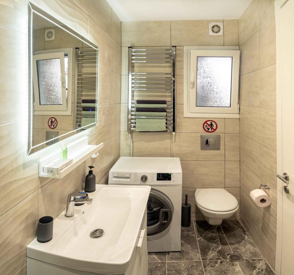 Modern Studio Chiou Athens Exterior photo
